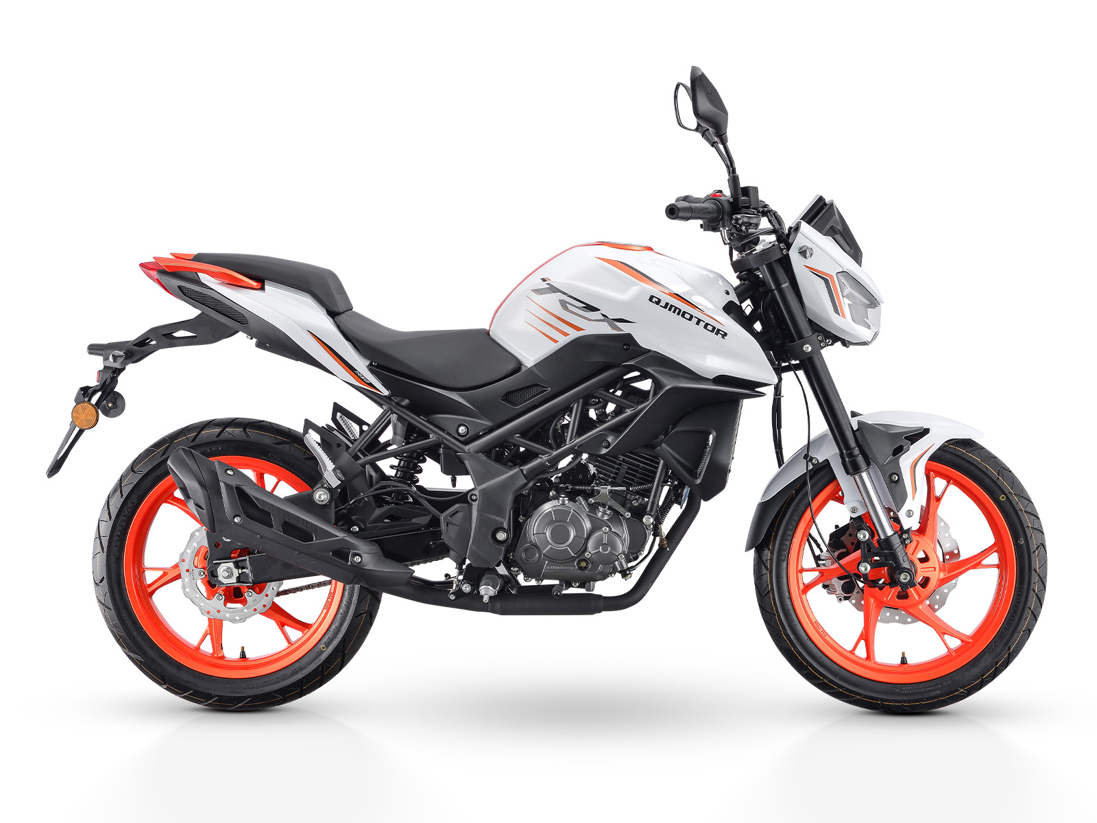 QJ Motor TRX 125 – motocykl naked 125cc na prawo jazdy kat. B, wynajem Wrocław Rent2Ride